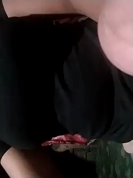 Snapshot of merry_jane2020 chatting on April 2026 11:00:02 AM merry jane2020 online show from April 2026 11:00:02 AM