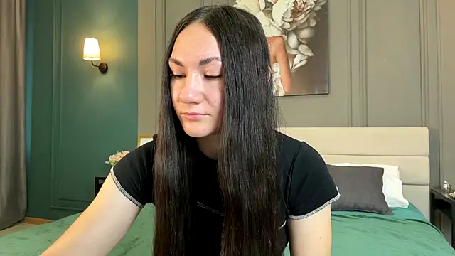 Snapshot of Adele_Shy chatting on October 2025 02:04:02 AM Adele Shy online show from October 2025 02:04:02 AM