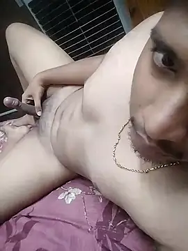 niiksvinz online show from April 2026 06:03:01 PM