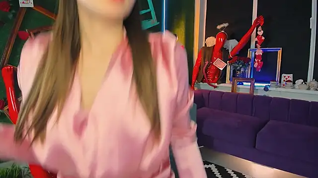 lollyrais online show from February 2026 10:36:01 AM