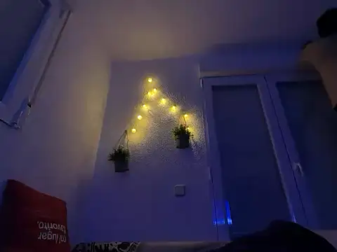 Albert Madrid online show from January 2026 04:45:02 PM