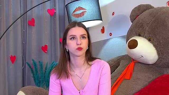 AliceAtkins online show from February 2026 06:28:02 AM