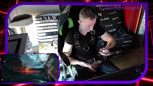 Snapshot of Gamerinleather chatting on November 2025 02:06:01 PM Gamerinleather online show from November 2025 02:06:01 PM