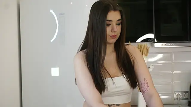 stacymartins online show from November 2025 01:35:02 PM