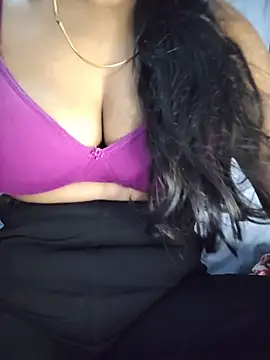 Ezabelljohn online show from May 2026 01:02:04 AM