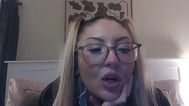 assstrogirl online show from November 2025 05:17:01 AM