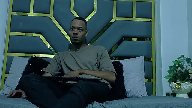 Neytanmalcon online show from November 2025 08:41:01 PM