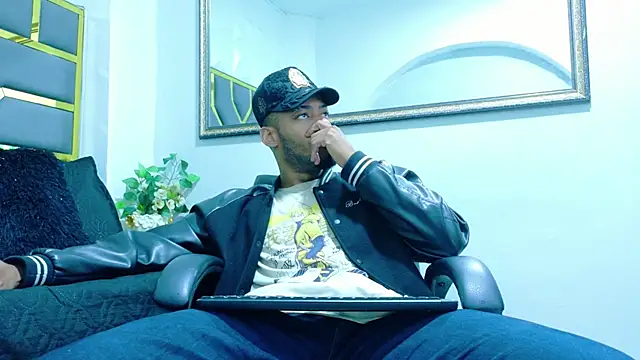 Neytanmalcon online show from November 2025 08:34:02 PM