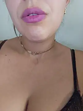 Sexy-girl online show from June 2026 03:24:02 PM