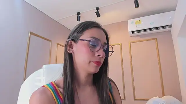 NahimiThompson online show from February 2026 07:51:02 PM