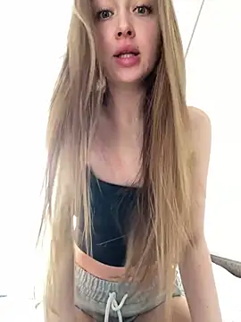 Angel hotyy online show from April 2026 02:14:01 PM