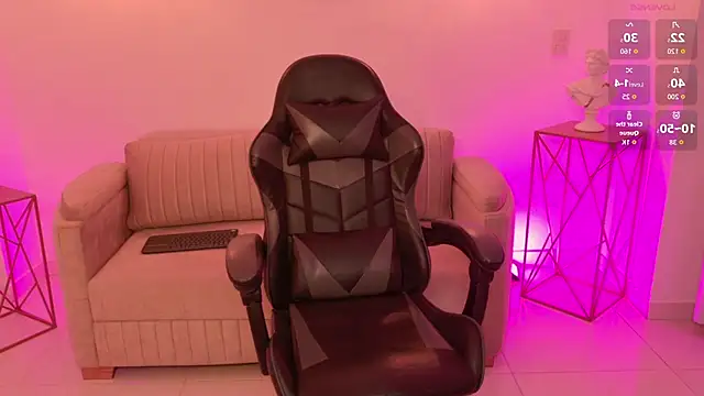 Ariana Monroe01 online show from December 2025 04:42:02 AM