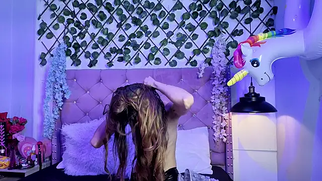 Violet-Storm- online show from January 2026 04:28:02 AM