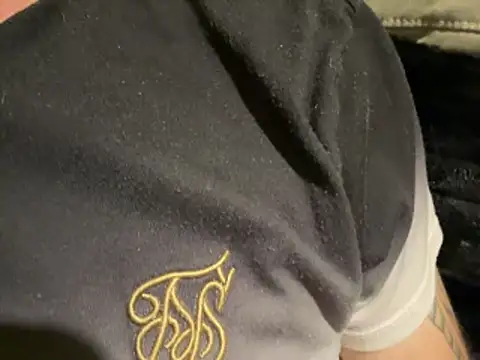 plymouthlad82 online show from March 2026 11:39:02 PM