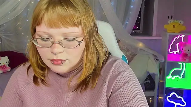 LottieReed online show from December 2025 12:42:02 PM