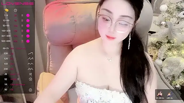 Snapshot of Monica-666888- chatting on May 2026 06:52:02 AM Monica-666888- online show from May 2026 06:52:02 AM