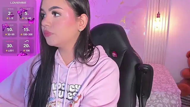 amber white15 online show from April 2026 03:12:01 AM