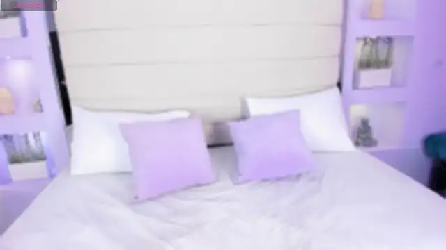 AmyColman  online show from February 2026 12:10:01 PM