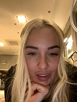 brookemiss88x online show from October 2025 05:55:02 PM