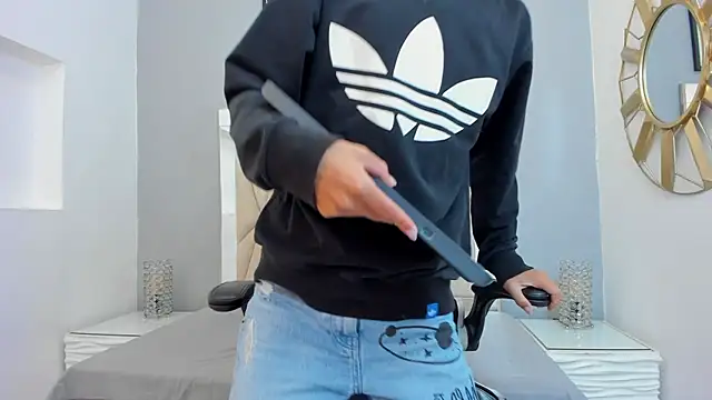 adams bobby online show from December 2025 11:28:01 AM