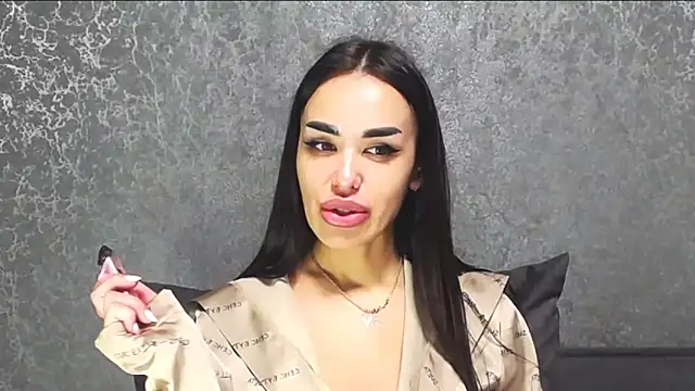 velvetveyraX online show from April 2026 01:23:01 PM