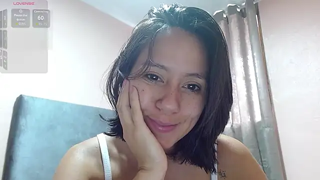 LunaaMorena online show from April 2026 03:30:02 PM