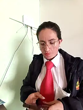 Valentina--1 online show from November 2025 05:36:02 PM