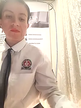 Snapshot of Valentina--1 chatting on April 2026 10:05:01 AM Valentina--1 online show from April 2026 10:05:01 AM