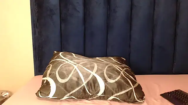 FUNBOOTYXX online show from December 2025 08:05:01 PM