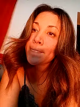 dulcessecretos online show from December 2025 11:35:01 PM