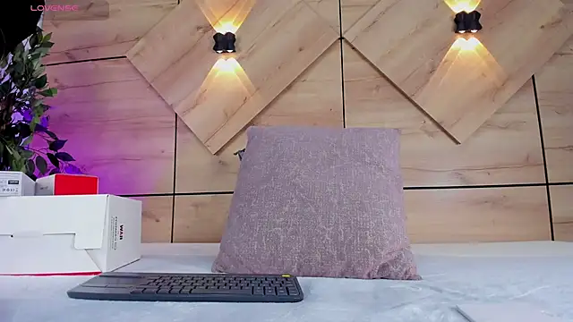 EmilyAllen 1 online show from February 2026 11:59:01 AM