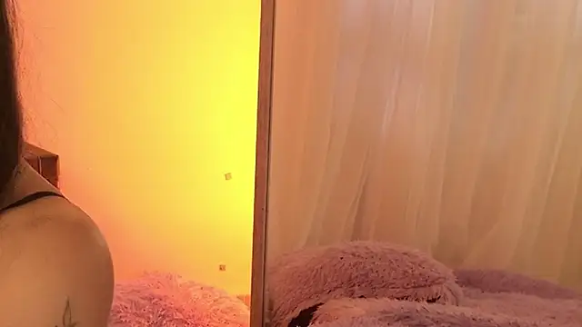 ISA NIXON online show from April 2026 09:07:02 PM