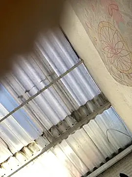 Snapshot of Kloe_Novoa chatting on November 2025 01:22:04 PM Kloe Novoa online show from November 2025 01:22:04 PM