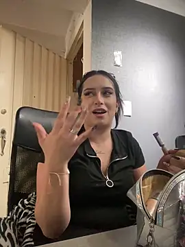 Kloe Novoa online show from February 2026 01:40:01 PM