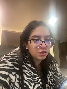 Kloe Novoa online show from March 2026 12:22:01 PM