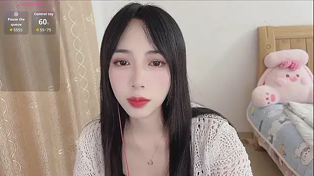 by-Hannah online show from November 2025 01:56:02 PM