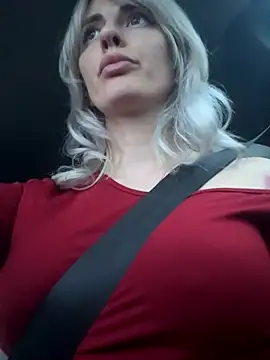 blondegirlx online show from November 2025 03:13:02 PM