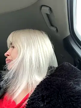 blondegirlx online show from November 2025 09:23:01 AM