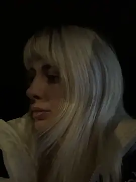 blondegirlx online show from January 2026 06:23:02 PM