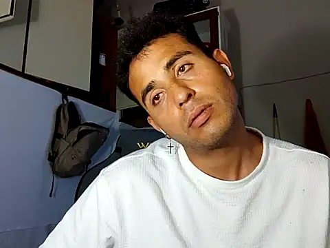 mrberemgena420 online show from May 2026 11:17:02 PM
