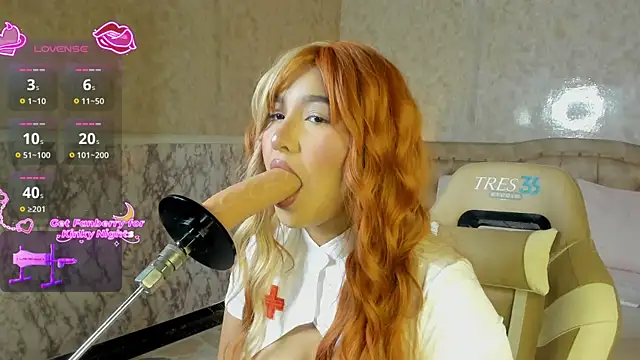 WhitneySweet online show from November 2025 10:02:02 AM