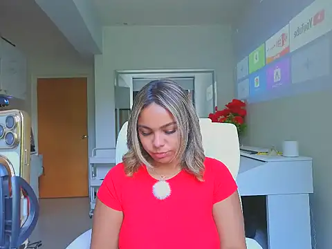 Snapshot of diosadeluniverso chatting on April 2026 02:55:01 PM diosadeluniverso online show from April 2026 02:55:01 PM