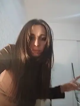 gigi333regi online show from June 2026 07:44:01 AM