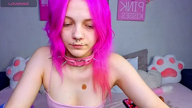 KittieHeart online show from April 2026 01:10:01 AM