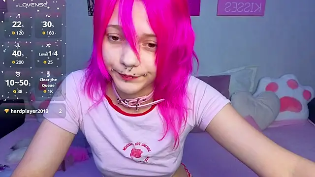 Snapshot of KittieHeart chatting on June 2026 12:55:02 AM KittieHeart online show from June 2026 12:55:02 AM