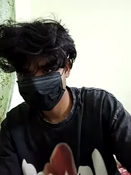 Snapshot of kriZ08 chatting on February 2026 04:40:02 AM kriZ08 online show from February 2026 04:40:02 AM