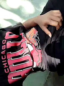 Snapshot of kriZ08 chatting on February 2026 05:03:02 AM kriZ08 online show from February 2026 05:03:02 AM