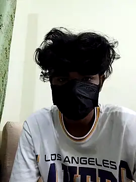 Snapshot of kriZ08 chatting on March 2026 04:36:01 AM kriZ08 online show from March 2026 04:36:01 AM