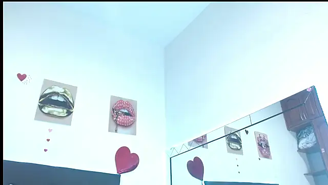 antonella pink2 online show from February 2026 01:05:01 PM