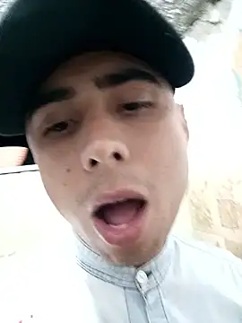 Snapshot of robinhd1234 chatting on January 2026 12:12:02 AM robinhd1234 online show from January 2026 12:12:02 AM